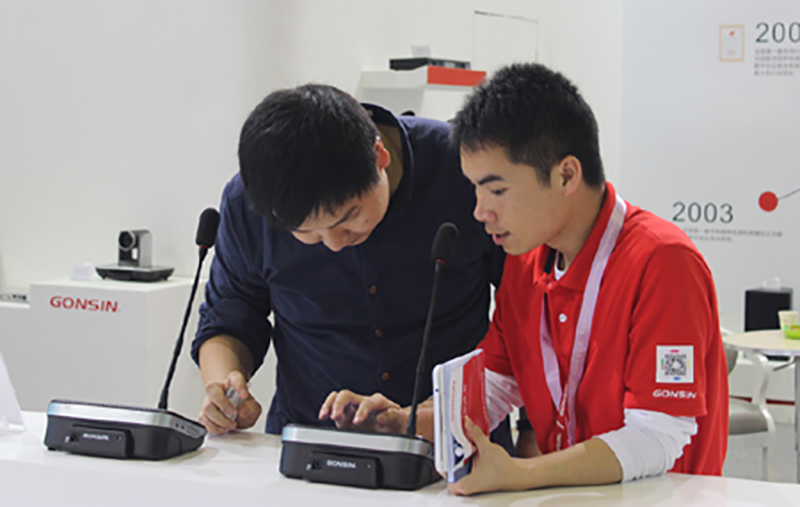 Gonsin Dazzling Landing At Prolight+sound Guangzhou 2015 Gonsin Dazzling Landing At Prolight+sound Guangzhou 2015