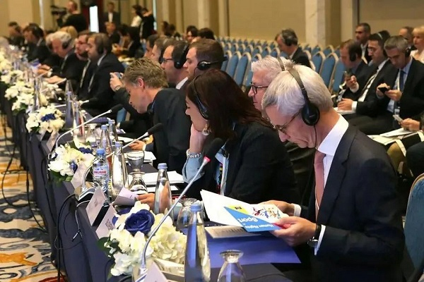 مقدمة عن تكوين وآفاق تطوير أنظمة المؤتمرات الرقمية